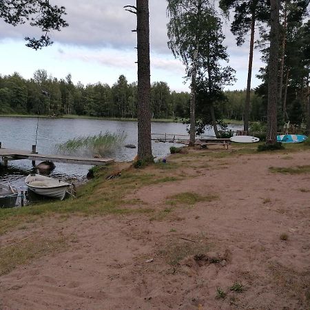 Isotalo Farm At Enaejaervi Lake Salo  Kültér fotó